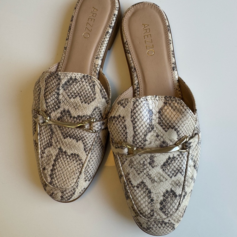 Arezzo Women's Snake Print Loafers - Cream and Brown. Made in Brazil